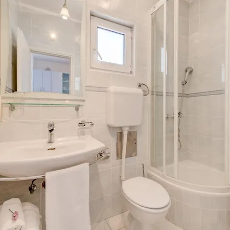 Mili Guest house