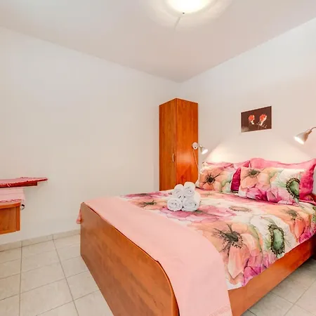Guest house Mili